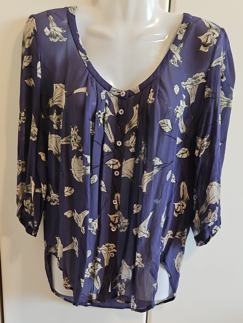 Women's Silk Navy Floral Button-Down Blouse